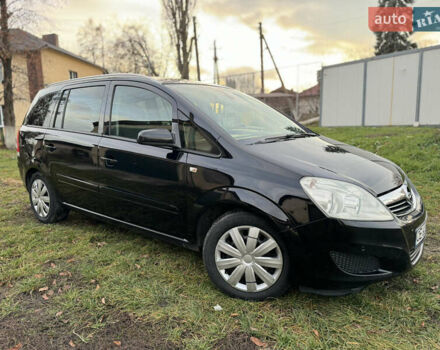 Черный Опель Зафира, объемом двигателя 2.2 л и пробегом 209 тыс. км за 4900 $, фото 1 на Automoto.ua
