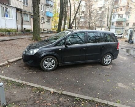 Черный Опель Зафира, объемом двигателя 2 л и пробегом 210 тыс. км за 2379 $, фото 1 на Automoto.ua