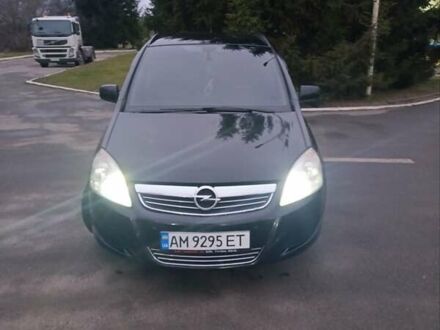 Чорний Опель Зафіра, об'ємом двигуна 1.7 л та пробігом 219 тис. км за 5900 $, фото 1 на Automoto.ua