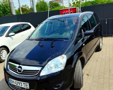 Черный Опель Зафира, объемом двигателя 1.6 л и пробегом 230 тыс. км за 5000 $, фото 1 на Automoto.ua