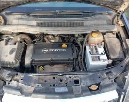 Черный Опель Зафира, объемом двигателя 1.6 л и пробегом 306 тыс. км за 4000 $, фото 1 на Automoto.ua