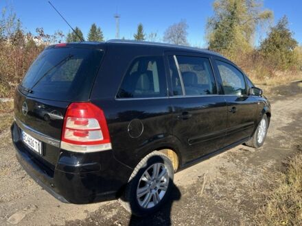 Чорний Опель Зафіра, об'ємом двигуна 1.9 л та пробігом 188 тис. км за 3900 $, фото 1 на Automoto.ua