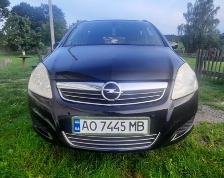 Черный Опель Зафира, объемом двигателя 1.7 л и пробегом 243 тыс. км за 6599 $, фото 1 на Automoto.ua