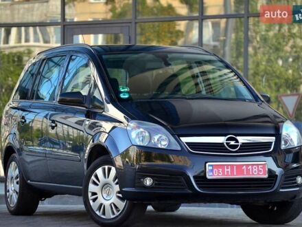Черный Опель Зафира, объемом двигателя 1.6 л и пробегом 221 тыс. км за 6350 $, фото 1 на Automoto.ua