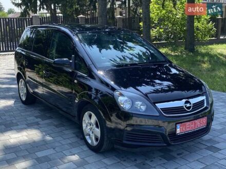 Чорний Опель Зафіра, об'ємом двигуна 1.6 л та пробігом 176 тис. км за 6300 $, фото 1 на Automoto.ua