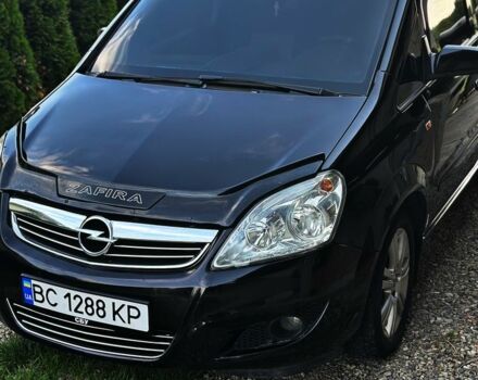 Черный Опель Зафира, объемом двигателя 1.9 л и пробегом 218 тыс. км за 5700 $, фото 1 на Automoto.ua