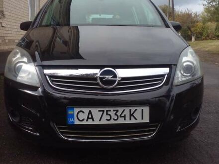 Опель Зафира 2008 в Маньковка на Automoto.ua Черный Опель Зафира, объемом двигателя 1.6 л и пробегом 225 тыс. км за 6800 $, фото 1 на Automoto.ua
