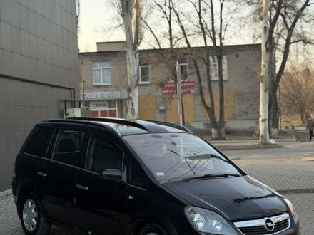 Чорний Опель Зафіра, об'ємом двигуна 1.9 л та пробігом 374 тис. км за 3500 $, фото 1 на Automoto.ua