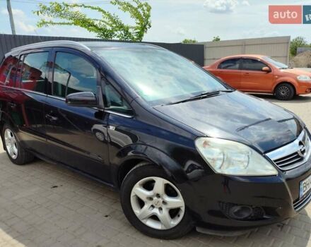 Черный Опель Зафира, объемом двигателя 1.6 л и пробегом 230 тыс. км за 5000 $, фото 1 на Automoto.ua