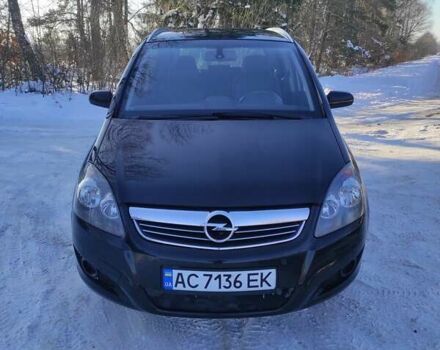 Черный Опель Зафира, объемом двигателя 1.7 л и пробегом 231 тыс. км за 5500 $, фото 1 на Automoto.ua
