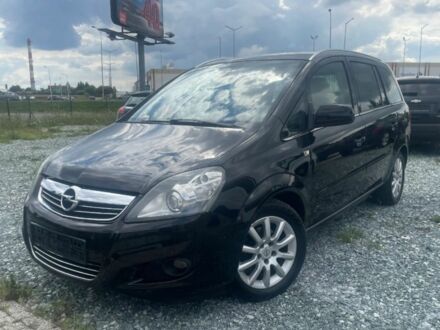 Черный Опель Зафира, объемом двигателя 2 л и пробегом 167 тыс. км за 1100 $, фото 1 на Automoto.ua