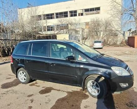 Черный Опель Зафира, объемом двигателя 1.6 л и пробегом 220 тыс. км за 7200 $, фото 1 на Automoto.ua