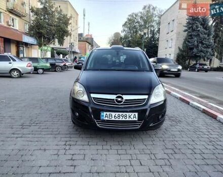 Чорний Опель Зафіра, об'ємом двигуна 1.9 л та пробігом 305 тис. км за 6700 $, фото 1 на Automoto.ua