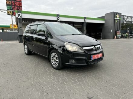 Черный Опель Зафира, объемом двигателя 0 л и пробегом 333 тыс. км за 5500 $, фото 1 на Automoto.ua