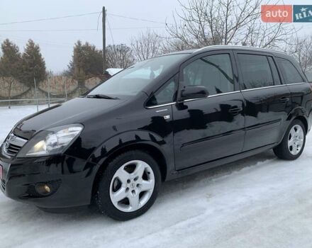 Черный Опель Зафира, объемом двигателя 1.8 л и пробегом 214 тыс. км за 6850 $, фото 1 на Automoto.ua