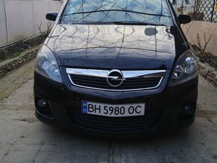Черный Опель Зафира, объемом двигателя 1.9 л и пробегом 196 тыс. км за 6800 $, фото 1 на Automoto.ua