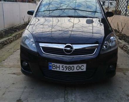 Черный Опель Зафира, объемом двигателя 1.9 л и пробегом 196 тыс. км за 6800 $, фото 1 на Automoto.ua