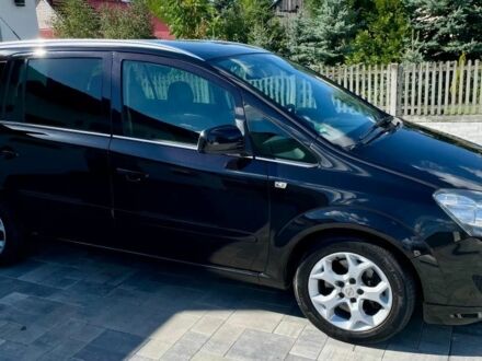Чорний Опель Зафіра, об'ємом двигуна 1.9 л та пробігом 182 тис. км за 2300 $, фото 1 на Automoto.ua