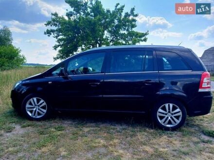 Черный Опель Зафира, объемом двигателя 1.7 л и пробегом 212 тыс. км за 5700 $, фото 1 на Automoto.ua
