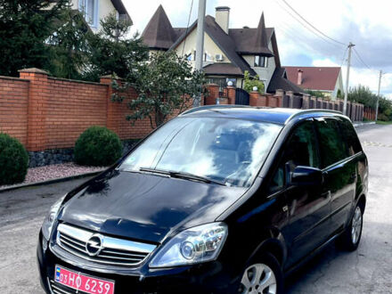 Черный Опель Зафира, объемом двигателя 1.6 л и пробегом 174 тыс. км за 6900 $, фото 1 на Automoto.ua