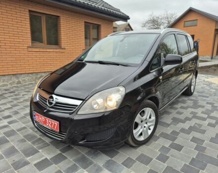 Черный Опель Зафира, объемом двигателя 1.8 л и пробегом 201 тыс. км за 6950 $, фото 1 на Automoto.ua
