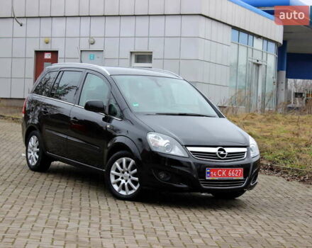 Черный Опель Зафира, объемом двигателя 1.8 л и пробегом 220 тыс. км за 7499 $, фото 1 на Automoto.ua