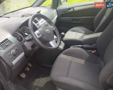 Черный Опель Зафира, объемом двигателя 1.7 л и пробегом 263 тыс. км за 6700 $, фото 1 на Automoto.ua