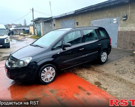 Черный Опель Зафира, объемом двигателя 1.6 л и пробегом 260 тыс. км за 5600 $, фото 1 на Automoto.ua