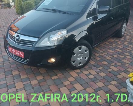 Чорний Опель Зафіра, об'ємом двигуна 2 л та пробігом 257 тис. км за 6200 $, фото 1 на Automoto.ua