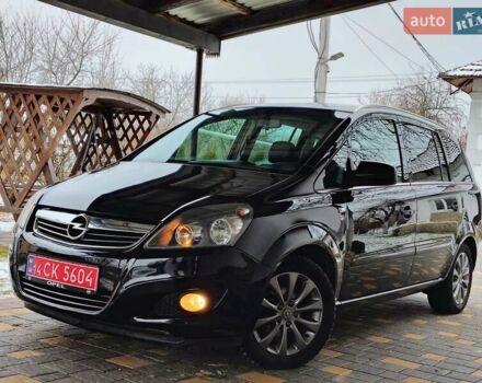 Черный Опель Зафира, объемом двигателя 1.6 л и пробегом 245 тыс. км за 5800 $, фото 1 на Automoto.ua