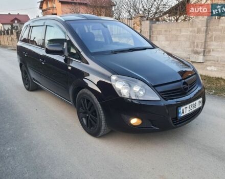 Черный Опель Зафира, объемом двигателя 1.69 л и пробегом 282 тыс. км за 7300 $, фото 1 на Automoto.ua