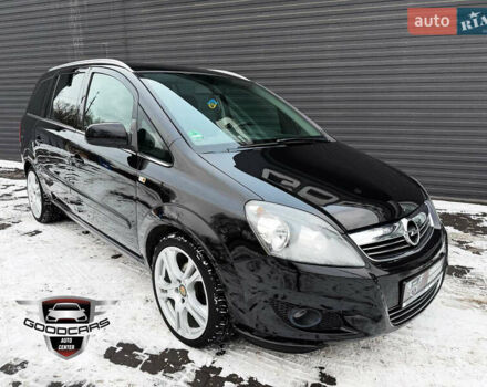 Черный Опель Зафира, объемом двигателя 1.8 л и пробегом 218 тыс. км за 8500 $, фото 1 на Automoto.ua