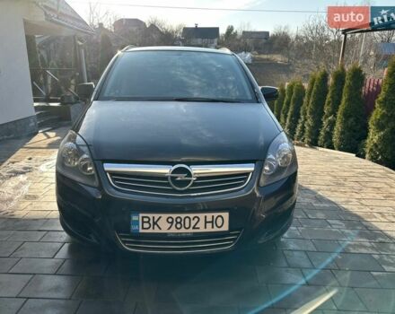 Черный Опель Зафира, объемом двигателя 1.7 л и пробегом 265 тыс. км за 8100 $, фото 1 на Automoto.ua