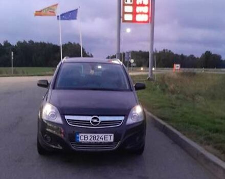 Черный Опель Зафира, объемом двигателя 1.7 л и пробегом 300 тыс. км за 8000 $, фото 1 на Automoto.ua
