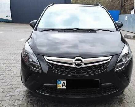 Опель Зафира 2012 в Рахове на Automoto.ua Черный Опель Зафира, объемом двигателя 2 л и пробегом 205 тыс. км за 10000 $, фото 1 на Automoto.ua