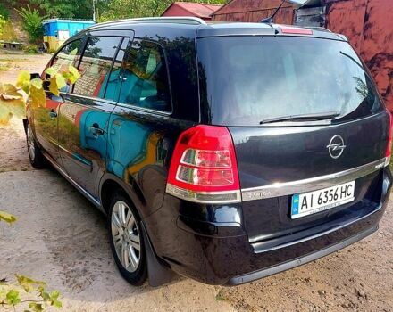 Черный Опель Зафира, объемом двигателя 1.7 л и пробегом 29000 тыс. км за 9000 $, фото 1 на Automoto.ua