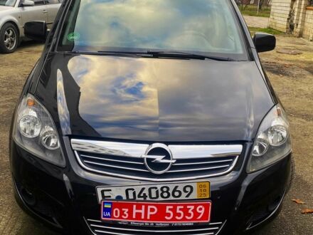 Черный Опель Зафира, объемом двигателя 1.7 л и пробегом 212 тыс. км за 7800 $, фото 1 на Automoto.ua