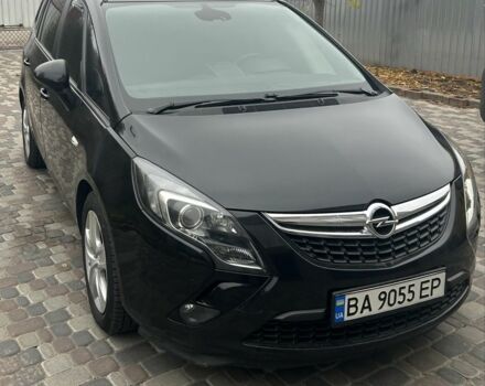 Черный Опель Зафира, объемом двигателя 2 л и пробегом 235 тыс. км за 9700 $, фото 1 на Automoto.ua