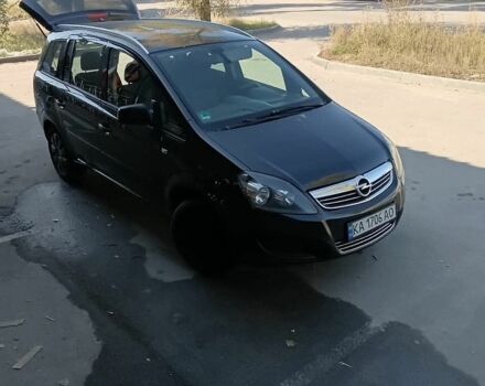 Черный Опель Зафира, объемом двигателя 1.6 л и пробегом 250 тыс. км за 5700 $, фото 1 на Automoto.ua