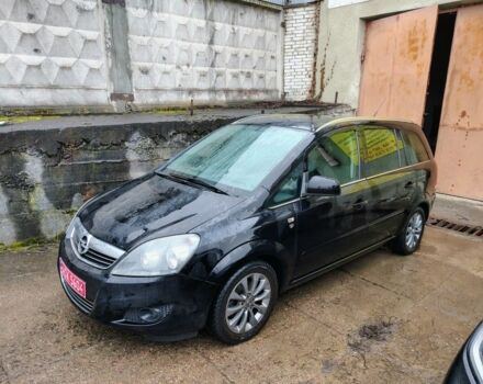Чорний Опель Зафіра, об'ємом двигуна 1.6 л та пробігом 250 тис. км за 5750 $, фото 1 на Automoto.ua