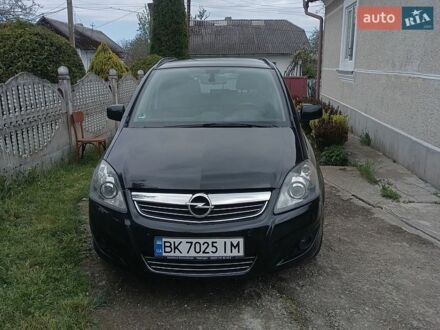 Чорний Опель Зафіра, об'ємом двигуна 1.7 л та пробігом 213 тис. км за 4800 $, фото 1 на Automoto.ua