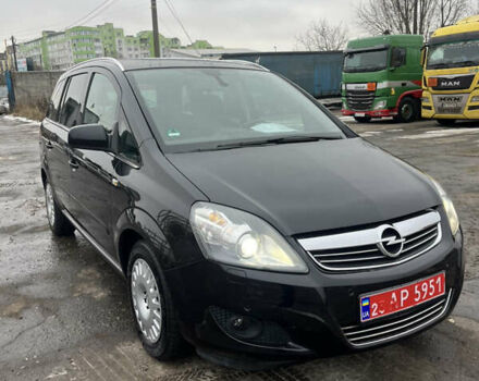 Черный Опель Зафира, объемом двигателя 1.8 л и пробегом 211 тыс. км за 8000 $, фото 1 на Automoto.ua