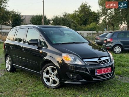 Черный Опель Зафира, объемом двигателя 1.8 л и пробегом 180 тыс. км за 8100 $, фото 1 на Automoto.ua