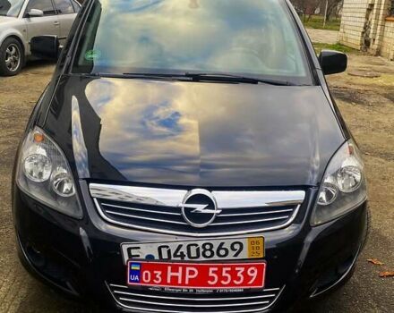 Чорний Опель Зафіра, об'ємом двигуна 1.7 л та пробігом 212 тис. км за 7500 $, фото 1 на Automoto.ua