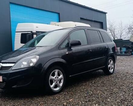 Чорний Опель Зафіра, об'ємом двигуна 1.7 л та пробігом 266 тис. км за 8000 $, фото 1 на Automoto.ua