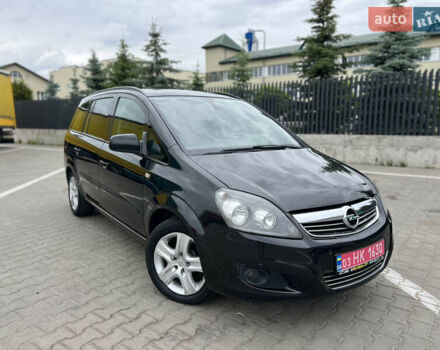 Черный Опель Зафира, объемом двигателя 1.7 л и пробегом 206 тыс. км за 7555 $, фото 1 на Automoto.ua