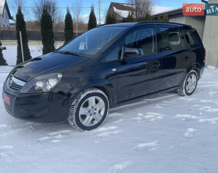 Черный Опель Зафира, объемом двигателя 1.8 л и пробегом 186 тыс. км за 7700 $, фото 1 на Automoto.ua