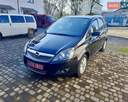 Черный Опель Зафира, объемом двигателя 1.7 л и пробегом 163 тыс. км за 9600 $, фото 1 на Automoto.ua