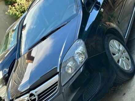 Чорний Опель Зафіра, об'ємом двигуна 1.7 л та пробігом 250 тис. км за 6806 $, фото 1 на Automoto.ua