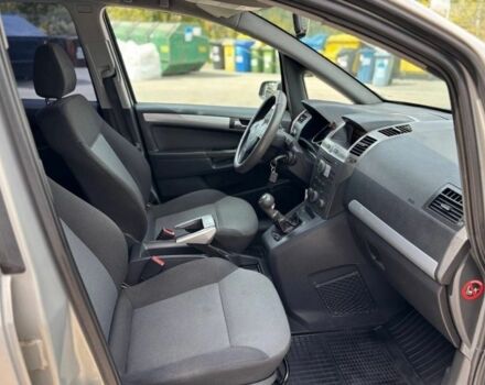 Коричневий Опель Зафіра, об'ємом двигуна 1.8 л та пробігом 210 тис. км за 2160 $, фото 5 на Automoto.ua